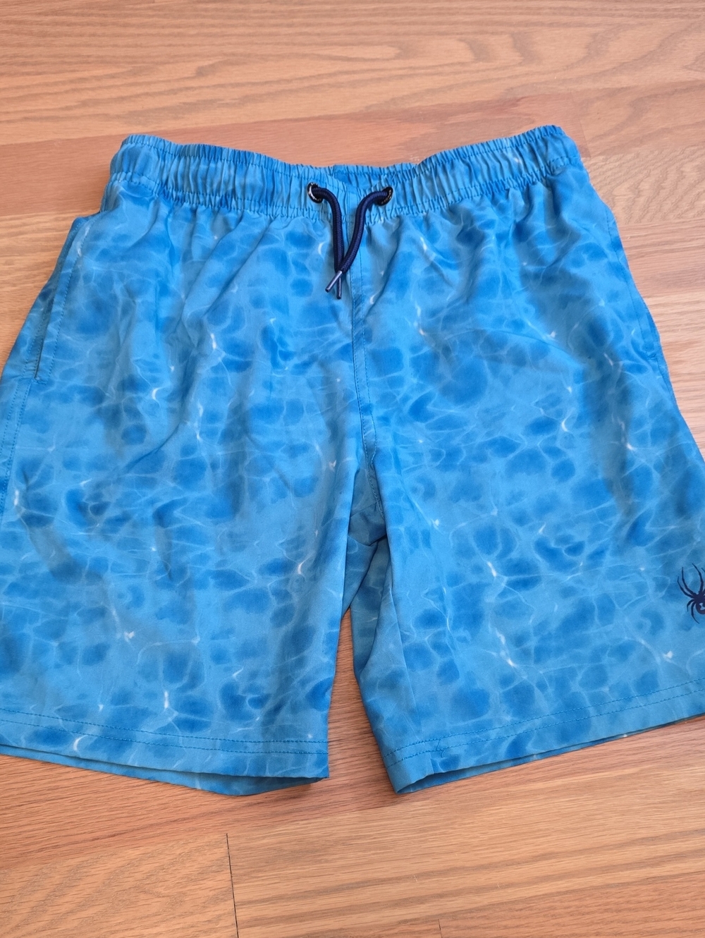 Spyder Swim Trunks & Rashguard Bundle - Picture 12 of 13